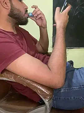 mastterrr - MASTTERRR's free webcam - UK Sex Cams