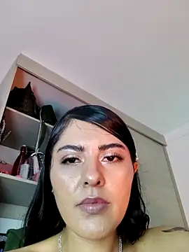 valeniitaluv - ValeNiitaLuv's free webcam - UK Sex Cams