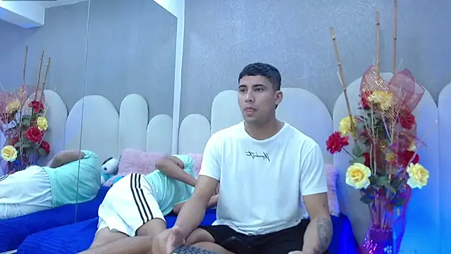 party_duo_playboy - Party_duo_playboy's free webcam - UK Sex Cams