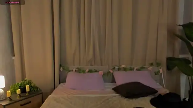 leticiaromano - LeticiaRomano's free webcam - UK Sex Cams