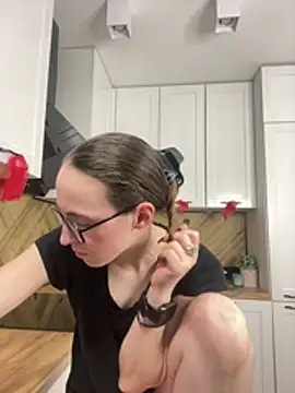 martiniiselenna - MartiniiSelenna's free webcam - UK Sex Cams