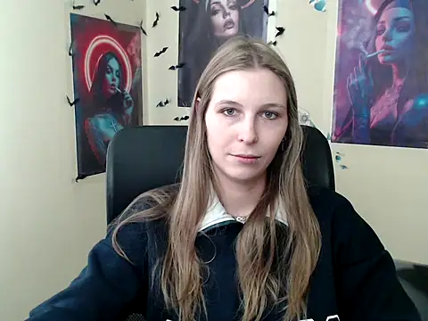 strangergi - StrangerGi's free webcam - UK Sex Cams