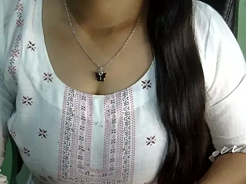 cute_love_1 - Cute_love_1's free webcam - UK Sex Cams