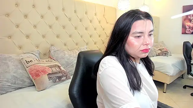 luna_bloomm_ - Luna_bloomm_'s free webcam - UK Sex Cams