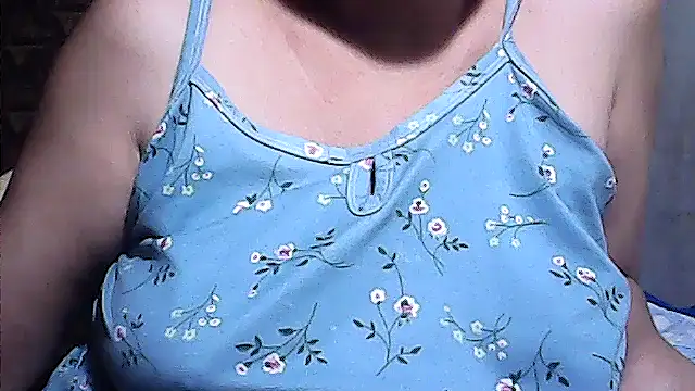 sweetsosie18 - Sweetsosie18's free webcam - UK Sex Cams