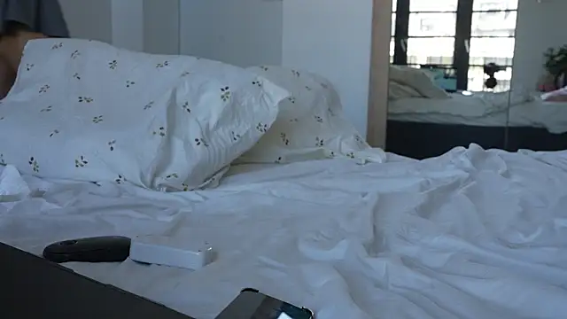 ibiddi - Ibiddi's free webcam - UK Sex Cams