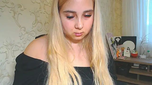 DolphinDreams live sex cam