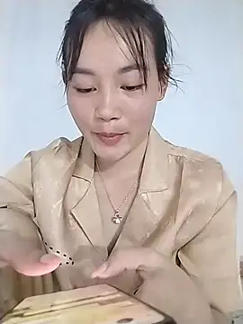 little-green-sprout webcam