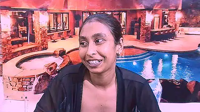 IndianSexyButt webcam