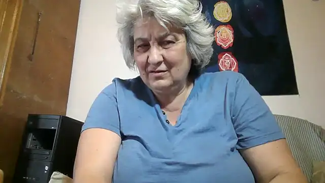 ExquisiteMature webcam