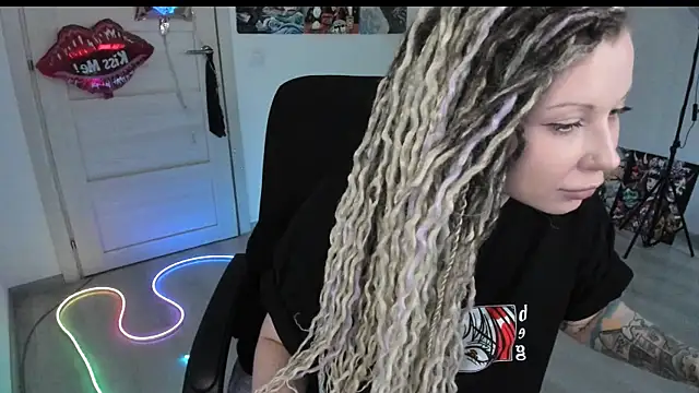 HoneySallyMoore webcam