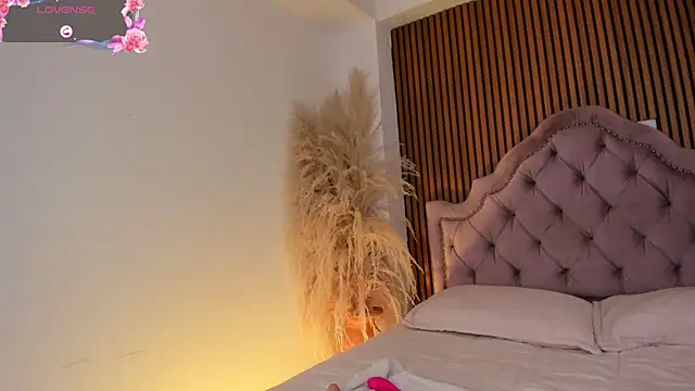 Violett_hott_ webcam