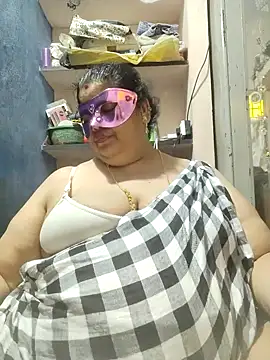 tamilthanushri webcam