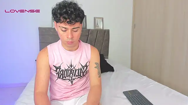 Soft_Temptationxx webcam