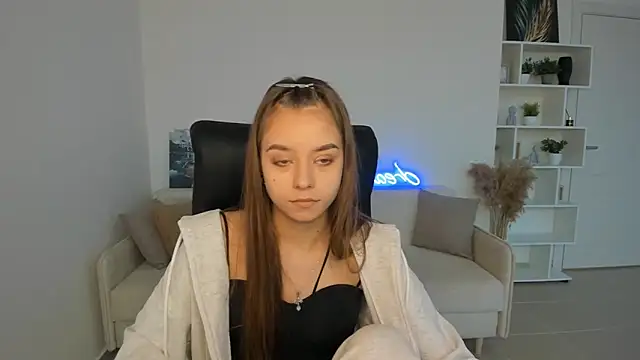 BrunaLinklater webcam