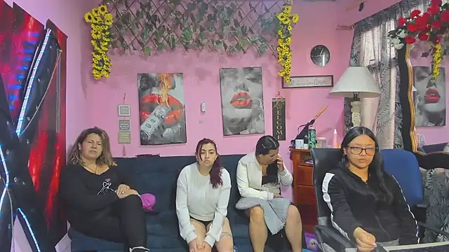 lesbiancuple (G young) - squirt one gils  full