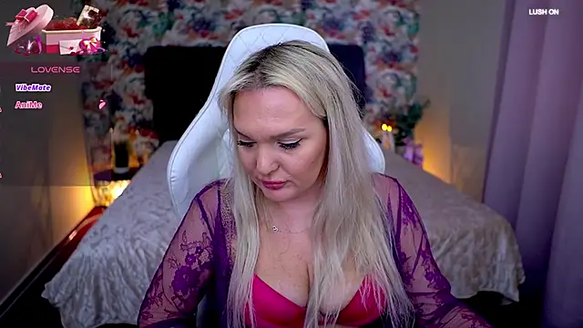 MissyMartinez webcam