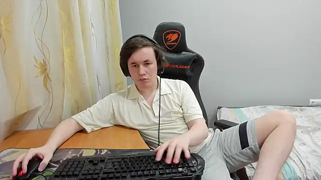 iliaskrislove webcam