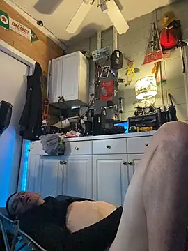 Twist_N_Tease webcam