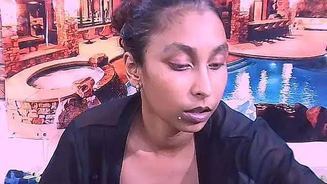 IndianSexyButt webcam