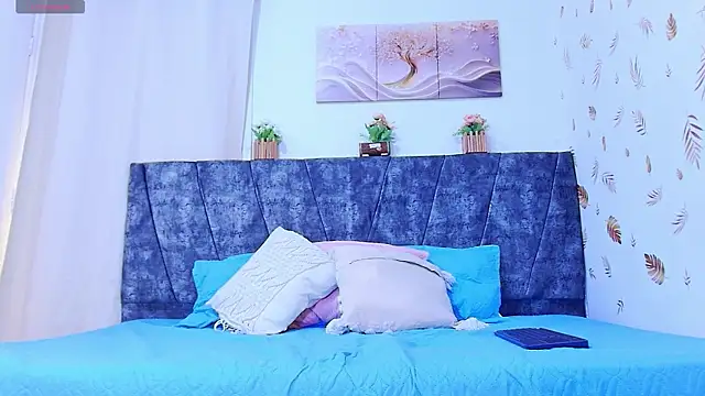 melanystone_ (F young) - Stripped down slowly n seductively🔥🥵