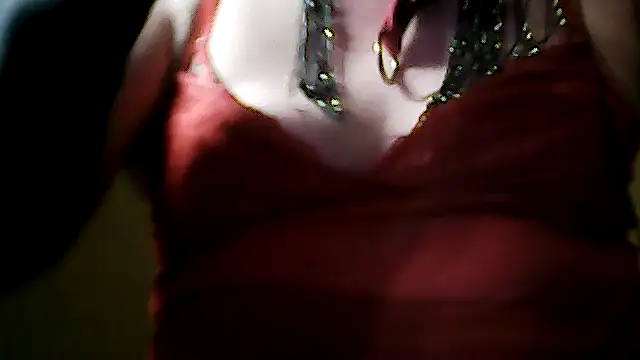 sissy_sarah69 webcam