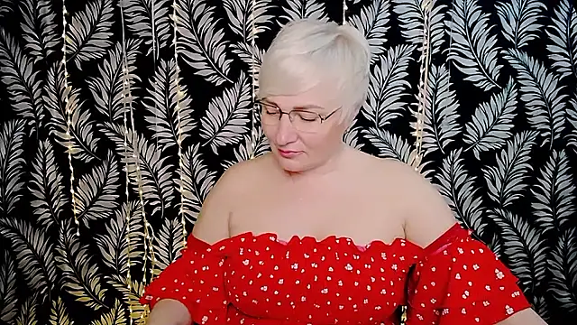 Olivia_playful webcam