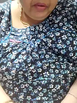 tamilthanushri webcam