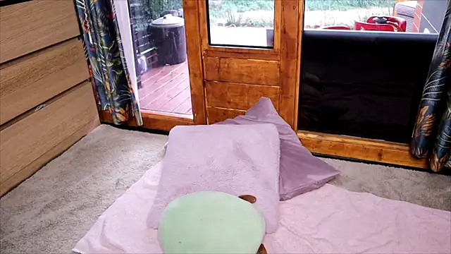 LittleMe97 - Cams Ao Vivo