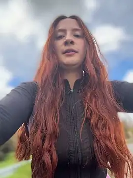 Samyra_Biker12 live sex cam