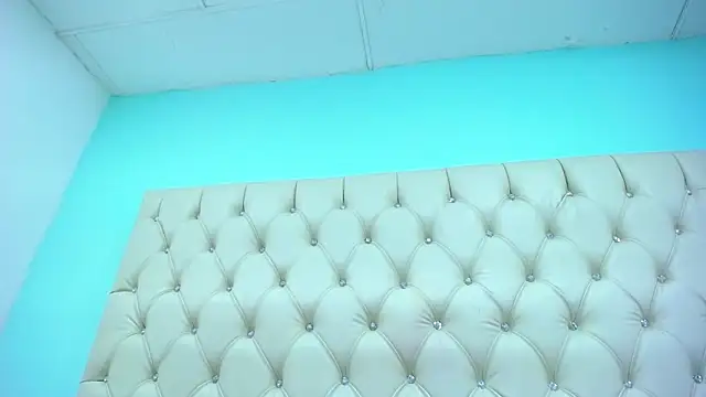 CristinaStarx webcam