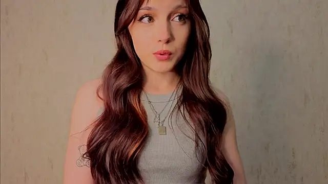 tessaticklejokes webcam