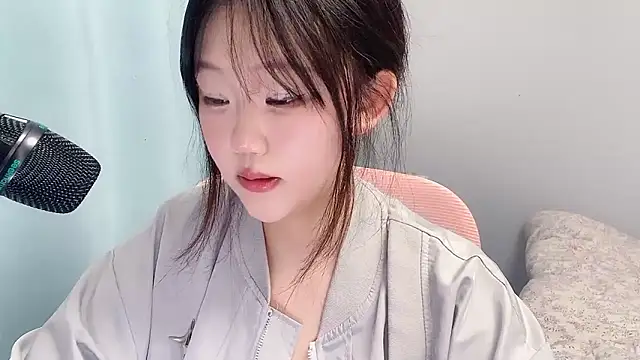 lilababy00 - Lilababy00's free webcam - UK Sex Cams