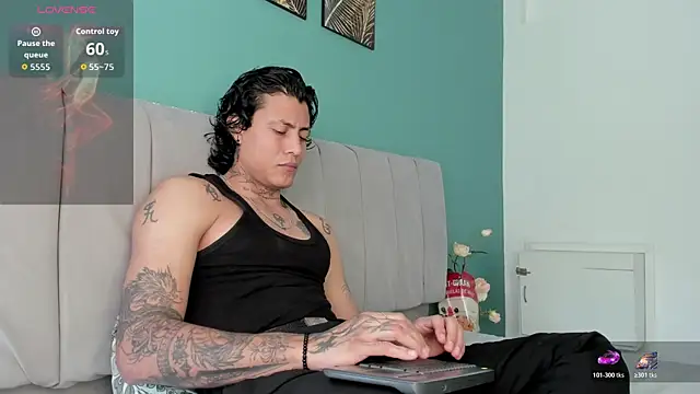 damian_romanoff - Damian_Romanoff's free webcam - UK Sex Cams