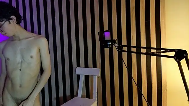 Twink_Sebas7 webcam