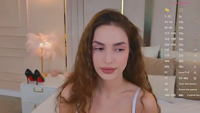 BellaHalles live sex cam