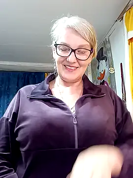 irinamaux live sex cam