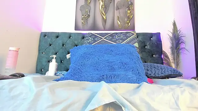 Roxanna_0 live sex cam