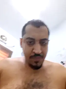 Layzie86 live sex cam