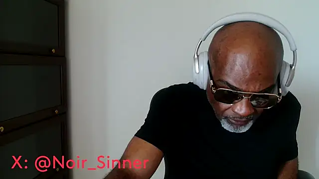 sinnernoir (M mature) - nude