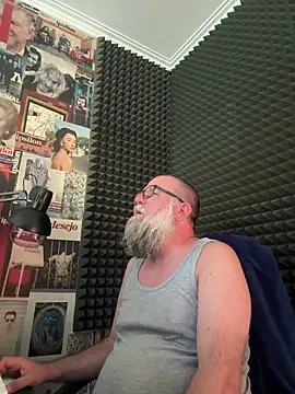 noitelivre (M mature) - Get naked