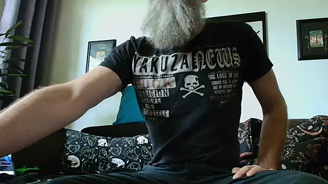 kingsscepter (Ask my age) - tribute to your king