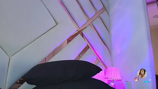 noa_butterfly_ - Noa_butterfly_'s free webcam - UK Sex Cams