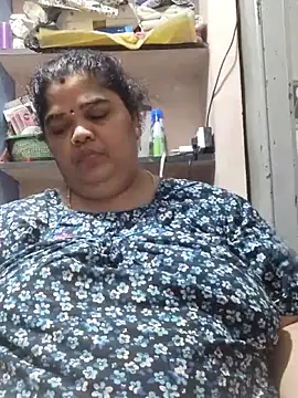 tamilthanushri webcam