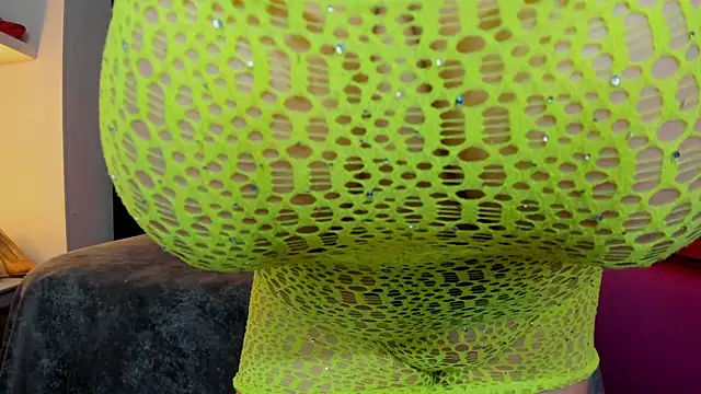 ScarletBigTitties webcam