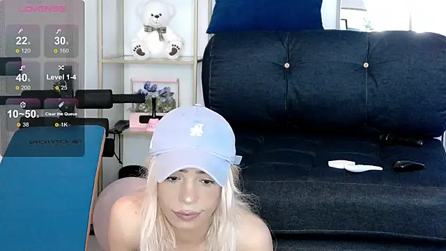 SarahRaynex webcam