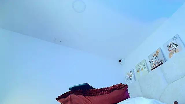 elizawiliamst webcam