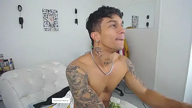 Leonard_Price webcam