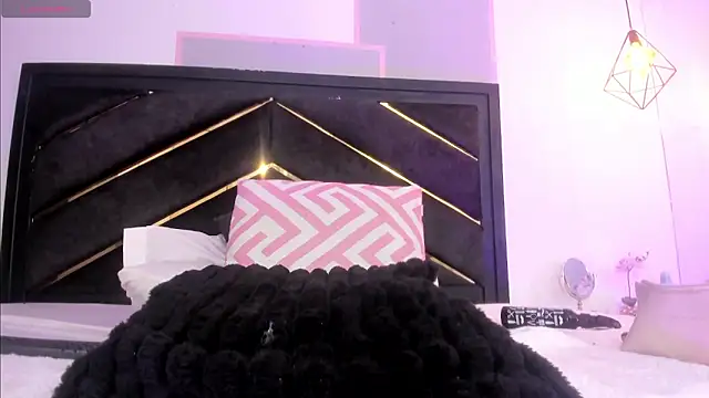 april_jones05 webcam