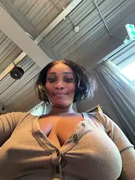 Webcam Model (___Nessa)  is live.Free join now!